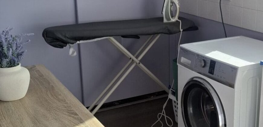 Shared Furnished Unit Seeking Student
