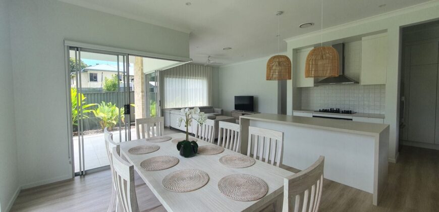 Coastal Home – furnished room available