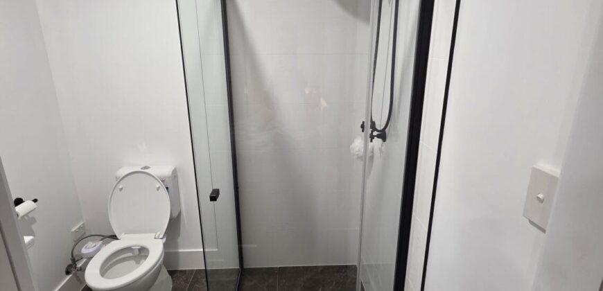 Fully Private (not shared) Studio Flat – All Bills Included
