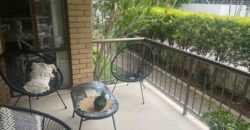 Flat mate to share prime location