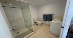 Private Furnished Room in 2 Bedroom Flat 