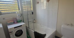 Furnished bedroom in Labrador – Female student