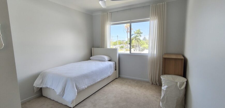 Coastal Home – furnished room available