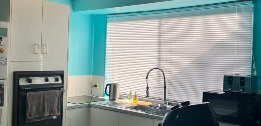 Shared Furnished 2 Bedroom Duplex Close To Griffith University