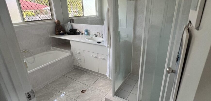 2 Rooms Available in Shared Female Only House