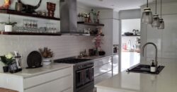 Beautiful House with Four Bedrooms Available
