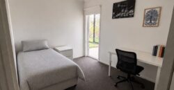 Furnished room in a lovely family home in Carrara