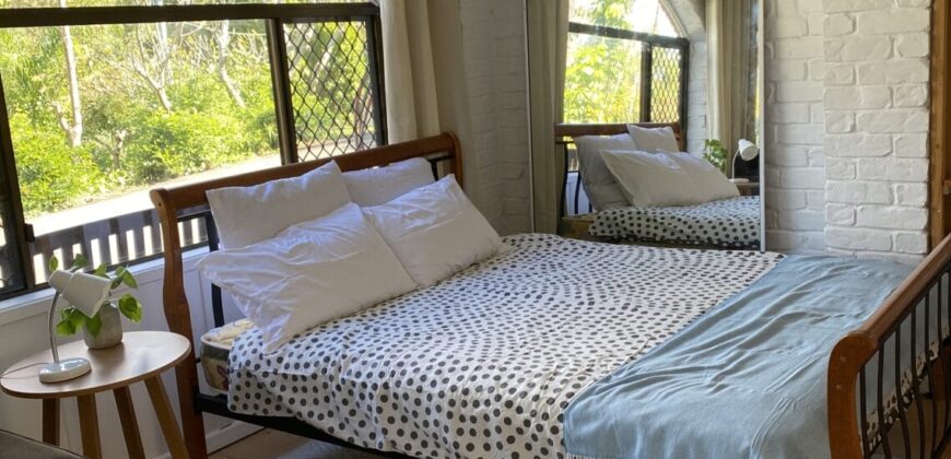 Fully furnished granny flat for 1 – Female preferred