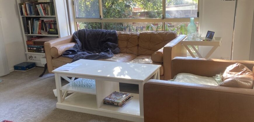 2 Furnished Bedrooms in Home Very Close to the Tram Station