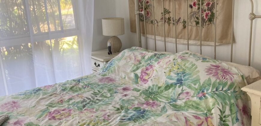 2 Furnished Bedrooms in Home Very Close to the Tram Station