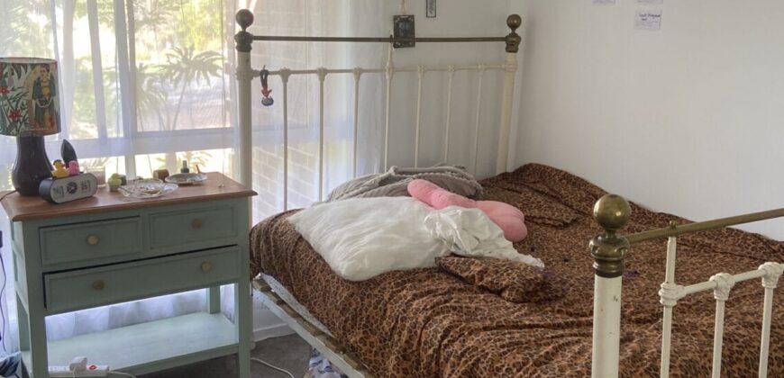 2 Furnished Bedrooms in Home Very Close to the Tram Station