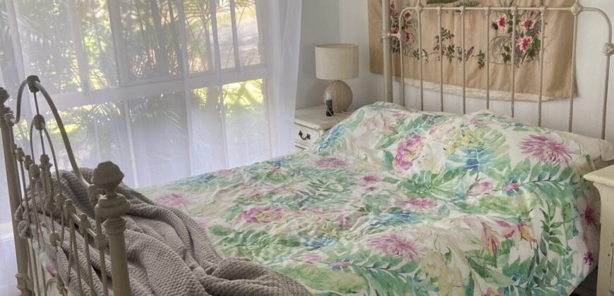 2 Furnished Bedrooms in Home Very Close to the Tram Station
